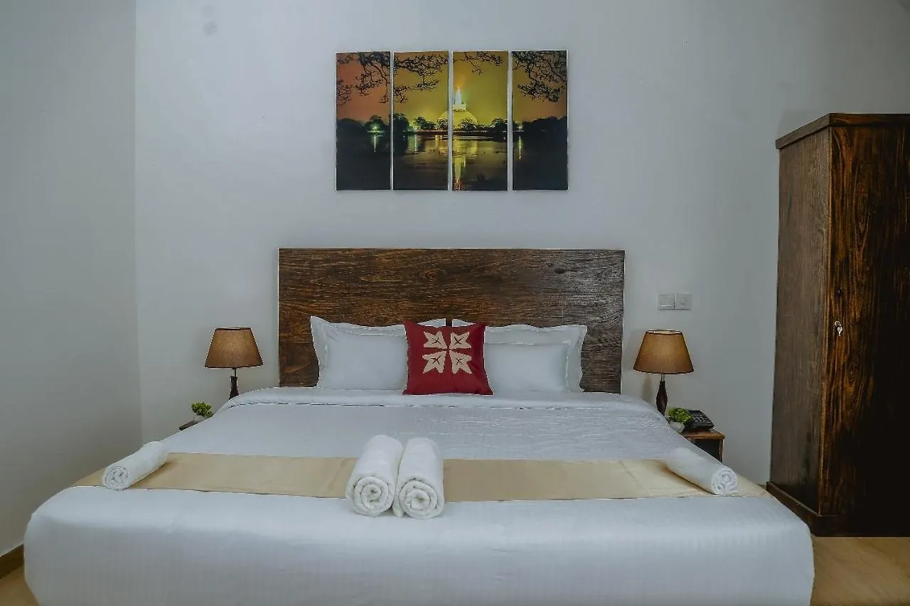 Guest house Lucky Transit Hotel - Katunayake Airport Sri Lanka